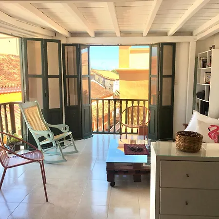 Apartment - Stunning Location In Walled Cartagena
