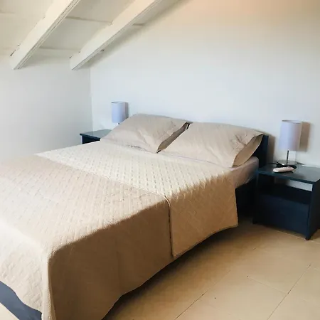 Apartment - Stunning Location In Walled *